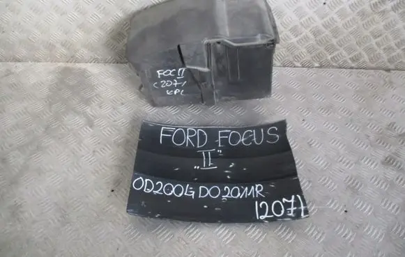 Ford Focus Battery box tray 