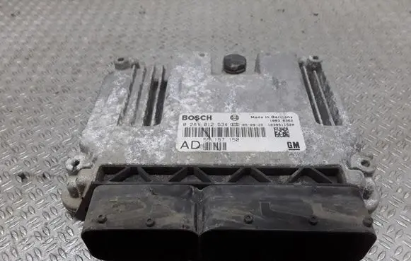 Opel Signum Engine control unit/module 0281012534 55197150