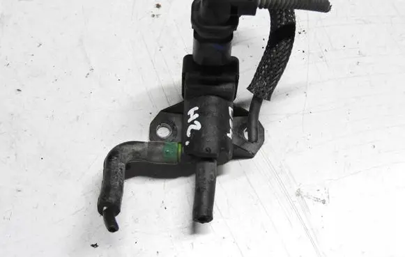Ford Focus Turbo solenoid valve 9688124580