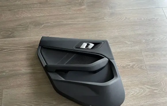 BMW 2 F44 Coupe rear side trim panel 10628510