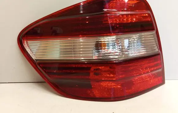 Mercedes-Benz ML W164 Rear/tail lights A1649060700 A1649061100
