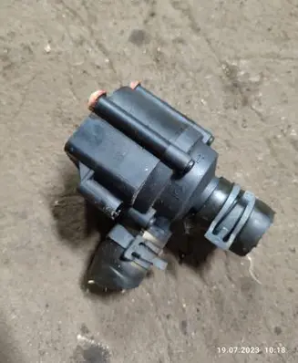 Audi A5 8T 8F Electric auxiliary coolant/water pump 06H121601N