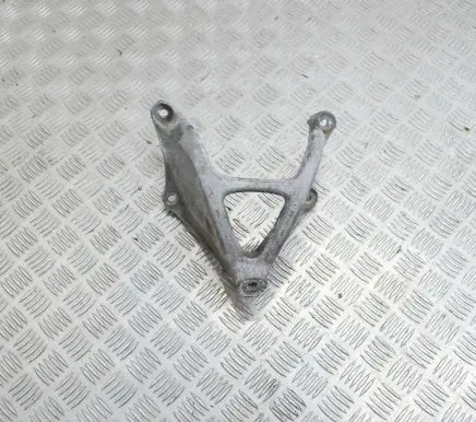 Audi A4 S4 B9 8W Engine mounting bracket 8W0199307F