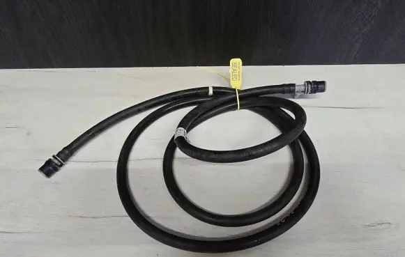 BMW 2 F22 F23 Windshield washer fluid hose 8058068