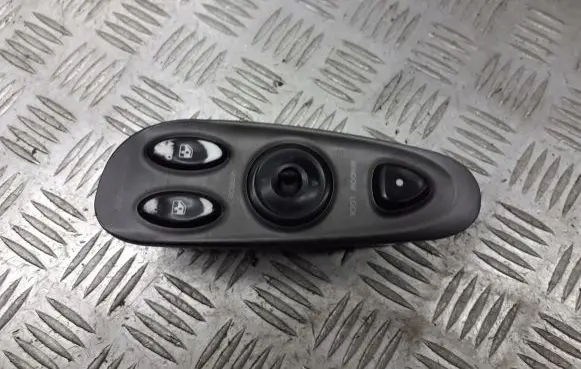 Hyundai Coupe Front door window switch trim 9357027000A
