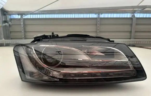 Audi A5 8T 8F Headlight/headlamp 8T0941004Q