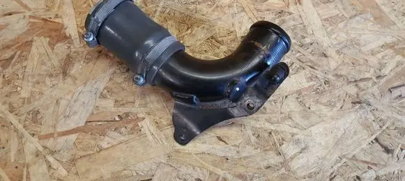 Volvo V60 Intercooler hose/pipe AV616C750AC
