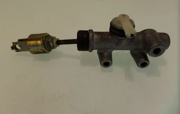 Toyota Avensis Verso Clutch master cylinder 3145414010