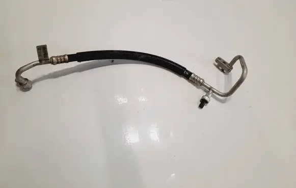 Air conditioning (A/C) pipe/hose