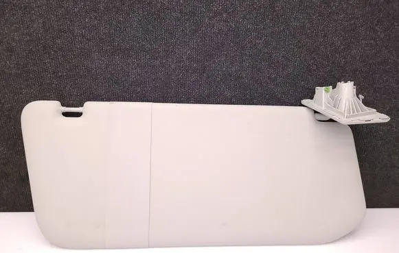 Sun visor