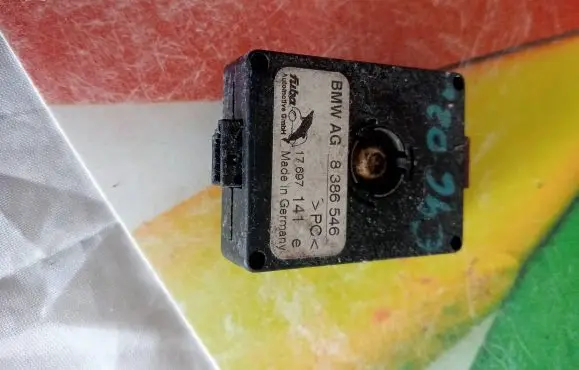 BMW 3 E46 Antenna control unit 8386546