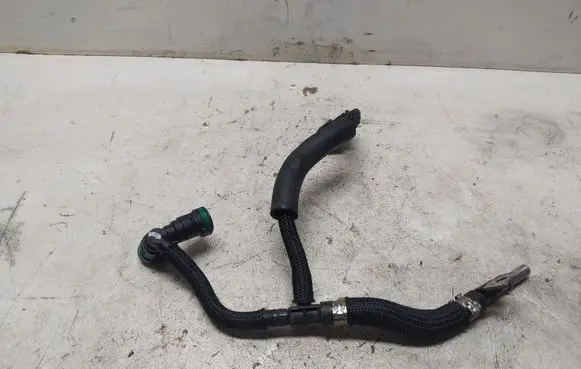 Peugeot 2008 II Fuel main line pipe 