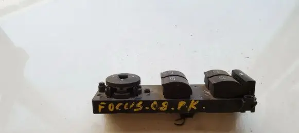Ford Focus Electric window control switch 3SO03178100 7M5T14A132AA