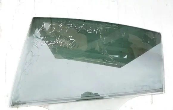 Mazda 3 I Rear door window glass