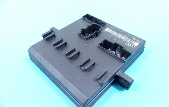 Audi A8 S8 D3 4E Central body control module 4E0907279J IMPRK1319194