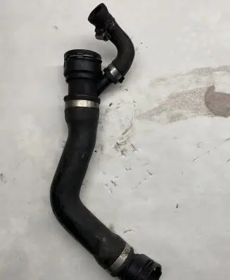 BMW 5 E60 E61 Engine coolant pipe/hose