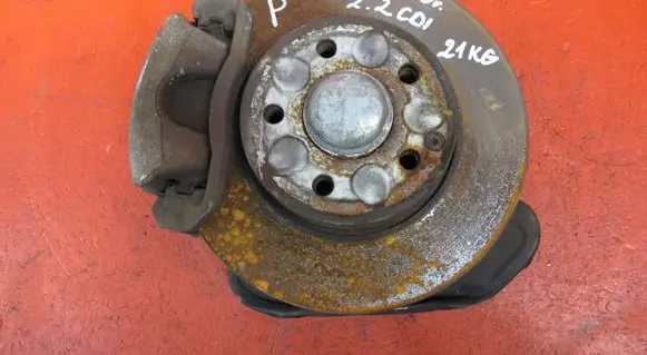 Mercedes-Benz C W204 Front wheel hub spindle knuckle