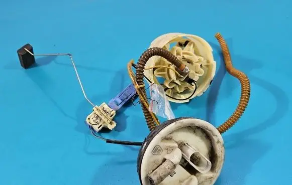 Volkswagen PASSAT B5.5 In-tank fuel pump 8E0906087D IMPRK1613984