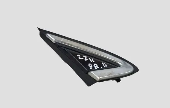 Volvo V40 Front door glass trim molding 31349230