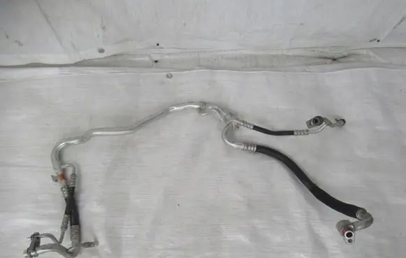 Ford Kuga II Air conditioning (A/C) pipe/hose GV61-19E881-PF