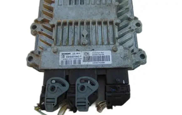 Citroen C5 Engine control unit/module 5WS40105C