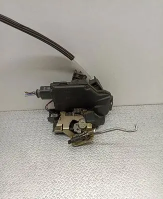 Audi A6 S6 C5 4B Rear door lock 1J0973714