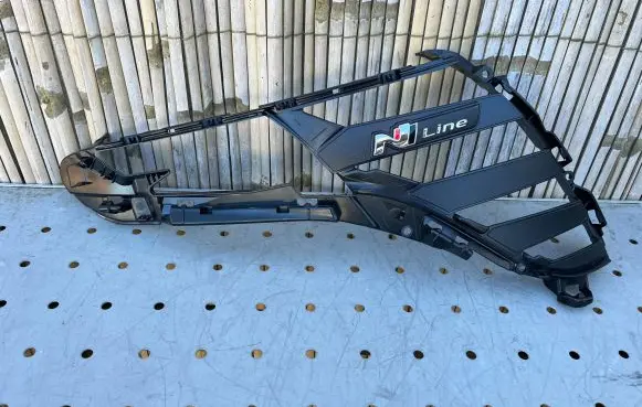Hyundai Tucson IV NX4 Front bumper lower grill