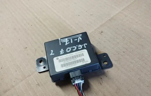 Jeep Grand Cherokee (WK) Alarm control unit/module P56038728AH