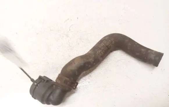 Volkswagen PASSAT B6 Engine coolant pipe/hose 1K0122157D