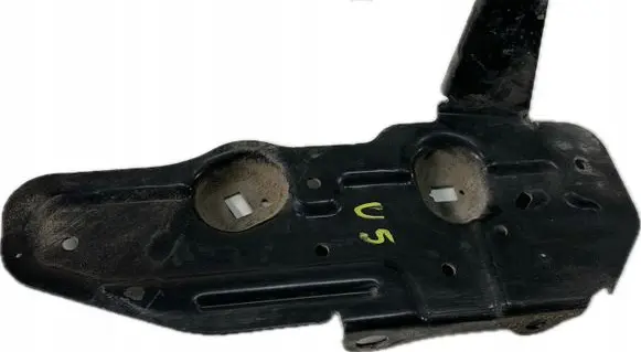 BMW 4 F32 F33 Fuel tank mounting bracket 7244171