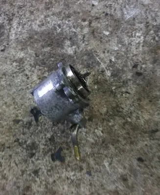 Mazda 5 Vacuum pump RF7J18G00 X2T58173