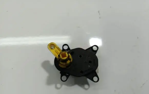 Saab 9-5 Air flap motor/actuator 984123X0101