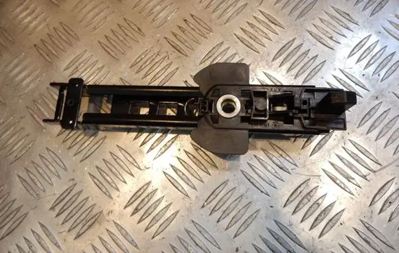 Audi A6 S6 C6 4F Seat belt adjustment motor 8E0857833E 8E0857833 31270
