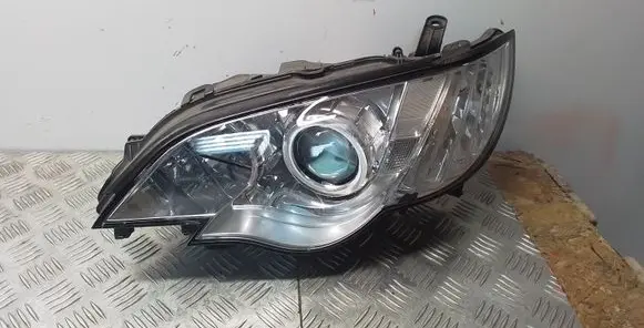 Subaru Outback Headlight/headlamp 10020954