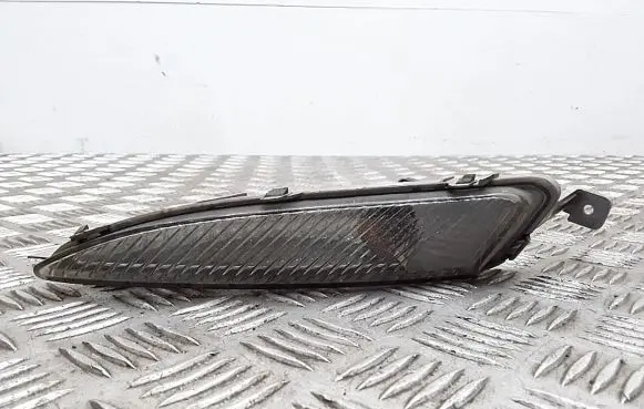 Opel Astra J Front indicator light 13367142