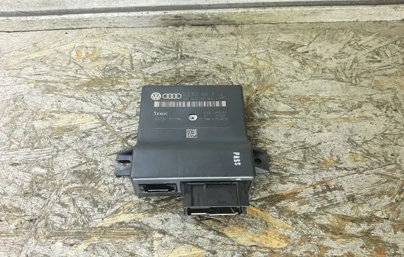 Audi A6 S6 C6 4F Gateway control module 4L0907468B 4L0910468A