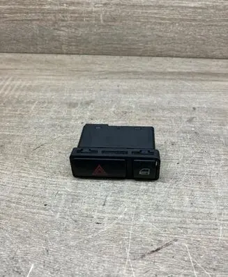 BMW 3 E46 Hazard light switch 8368920 61318368920