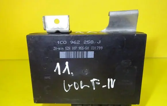 Volkswagen Golf IV Central body control module 1C0962258J