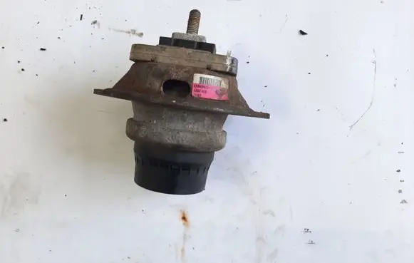 Land Rover Range Rover Sport L320 Engine mount bracket KKB500602