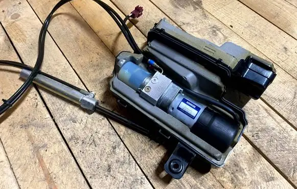 Mercedes-Benz E W211 Tailgate hydraulic set a2118000065 2118000065