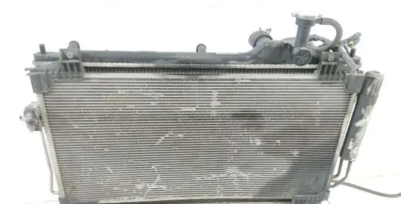 Mitsubishi Outlander Radiator set 487B212D
