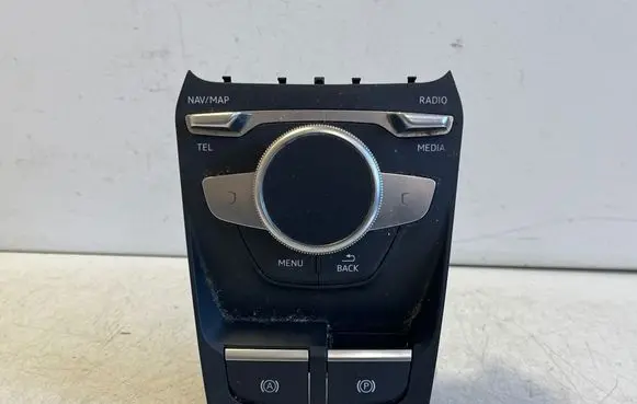 Audi Q2 - Head unit multimedia control 81C919614B