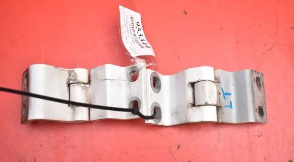 Peugeot Bipper Tailgate/trunk/boot hinge