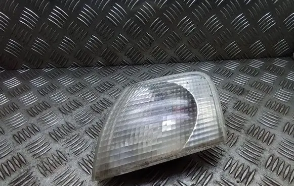 Volkswagen PASSAT B5 Front indicator light 3B0953049C