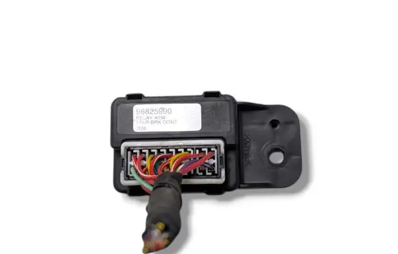 Chevrolet Captiva Hand brake control module 96825990