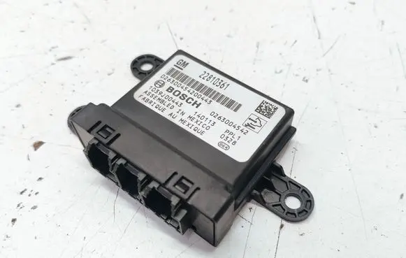 Opel Zafira C Parking PDC control unit/module 22810361