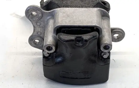 Land Rover Range Rover Evoque L551 Engine mount vacuum valve K8D27M121BB