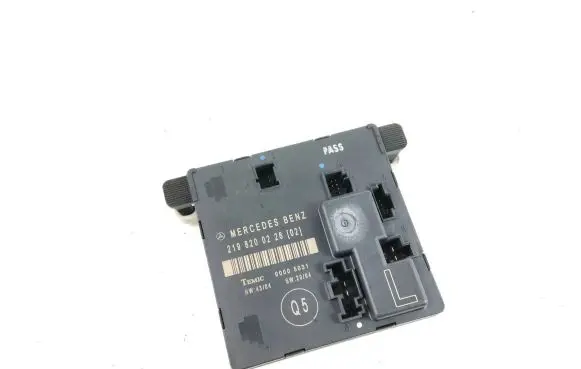 Mercedes-Benz CLS C219 Door control unit/module 2198200226 00005031