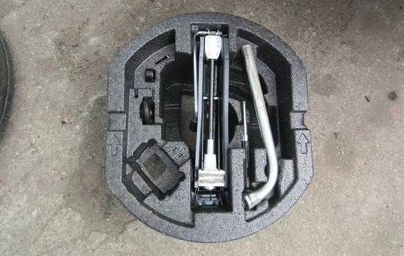 Skoda Fabia Mk3 (NJ) Lift Jack 