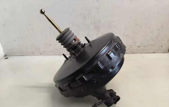 Porsche Cayenne (9PA) Brake booster 7L5612101